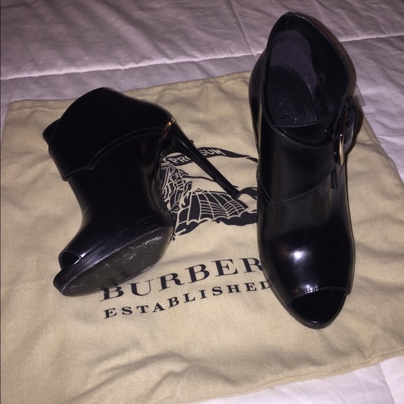 Burberry Holtsmere Peep Toe Bootie - Picture 3 of 7